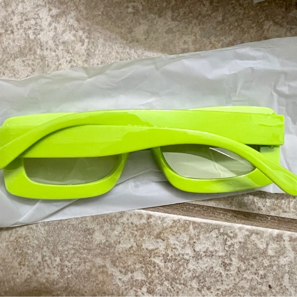 NWT SHEIN Lime Green Square Retro Y2K Plastic Frame Tinted Sunglasses - Picture 4 of 6